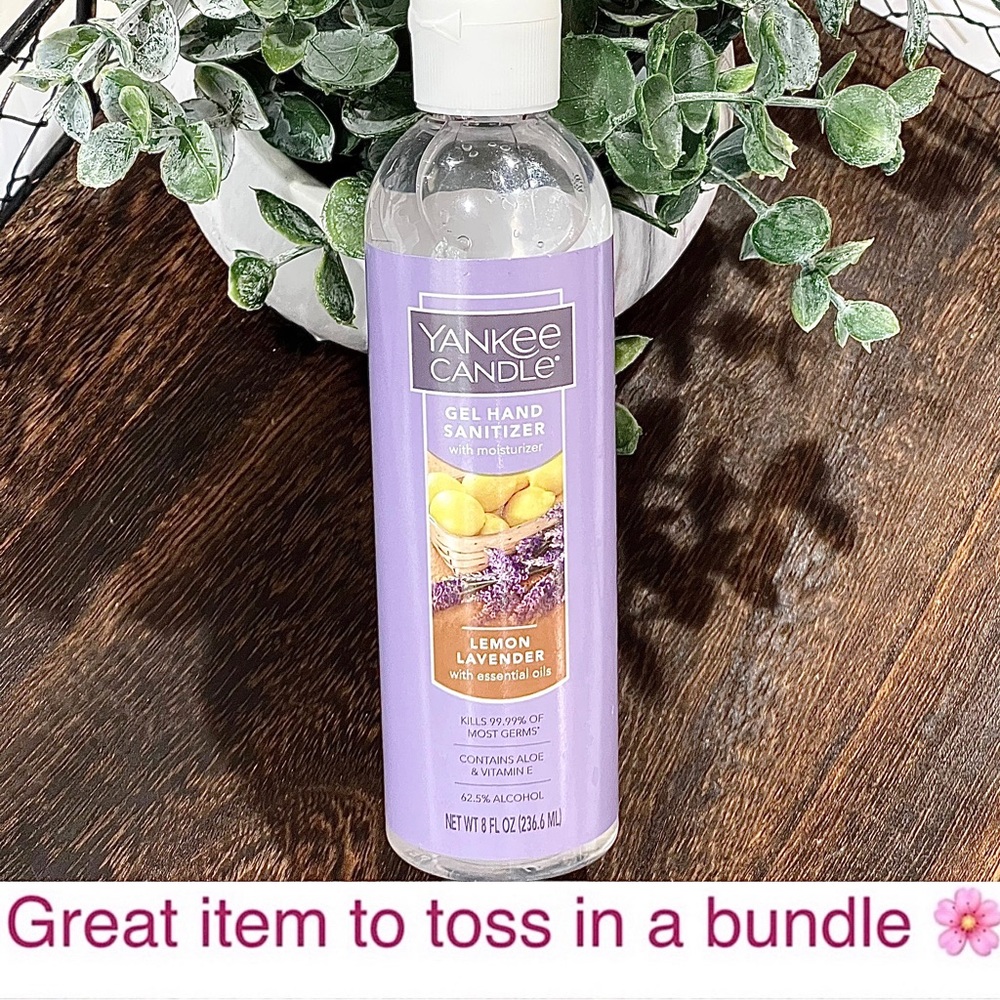 GIFT GIVEN WITH PURCHASE 🌟🌟YANKEE CANDLE Gel Hand Sanitizer w/ moisturize - Picture 2 of 10